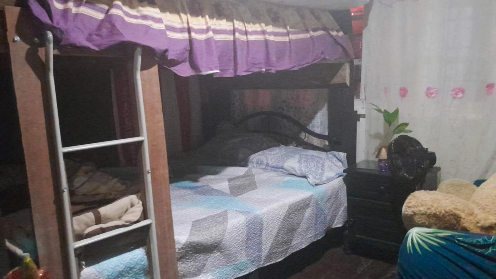 בוקס דל טורו Hostal Cafe Axel מראה חיצוני תמונה