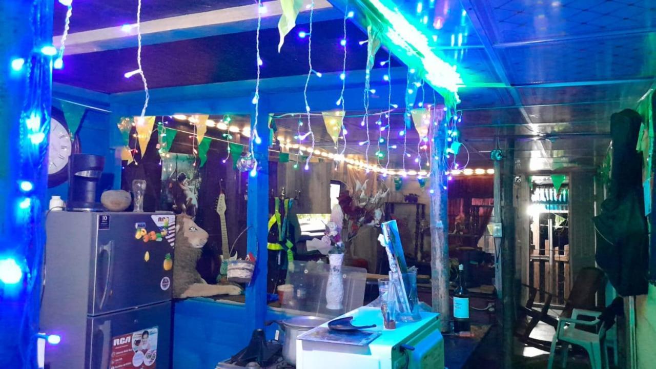 בוקס דל טורו Hostal Cafe Axel מראה חיצוני תמונה